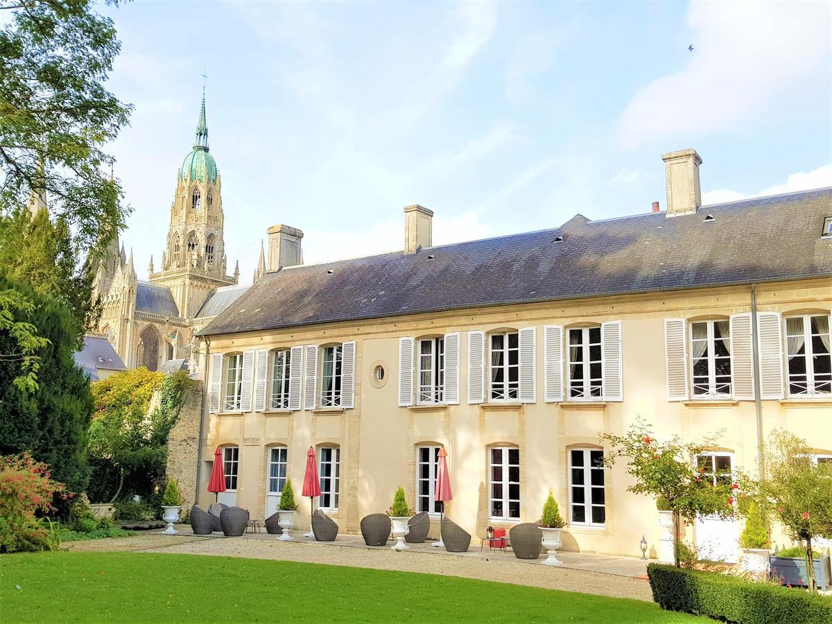 Le Tardif, Noble Guesthouse Bayeux Exterior photo